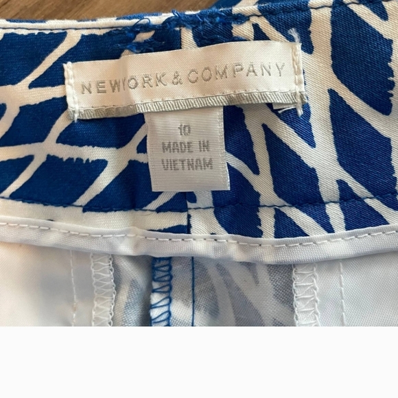NY&Co Cropped Pants - Picture 3 of 8
